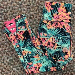 2/$13 Old Navy Workout Leggings